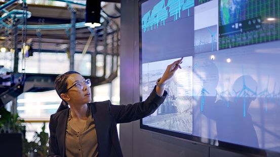 Why Should You Consider a Certificate in Data Analytics?
